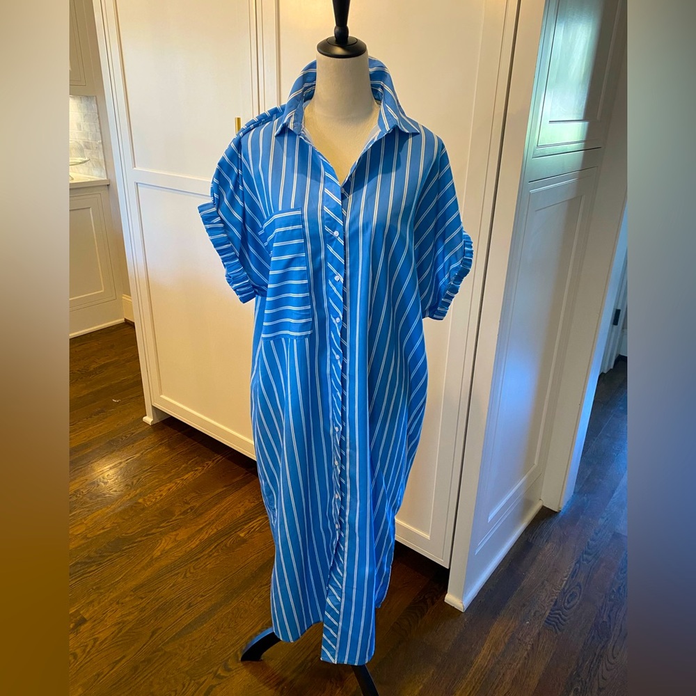 Women’s Shirtdress by Sunday Up size Small